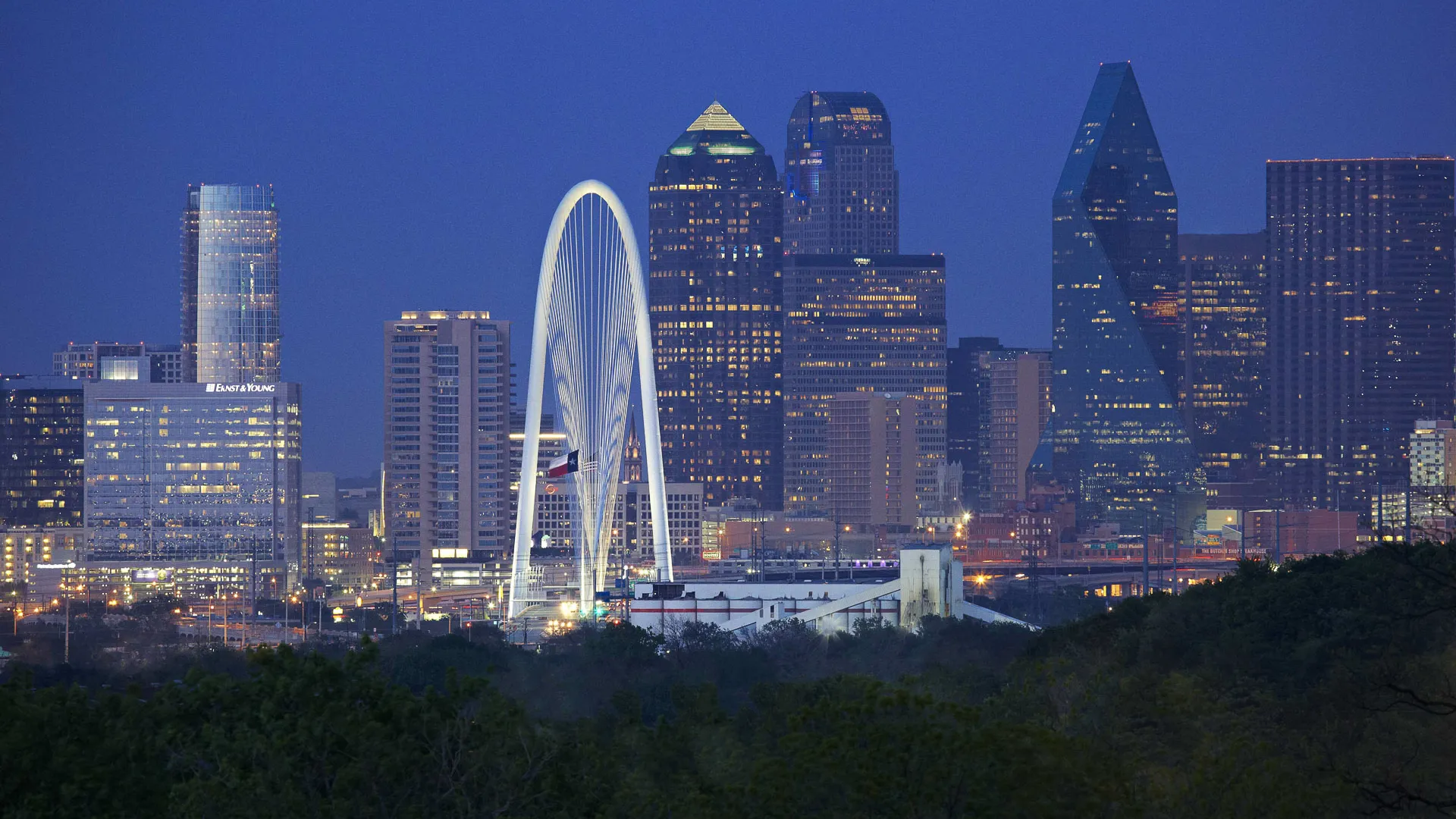 Dallas skyline
